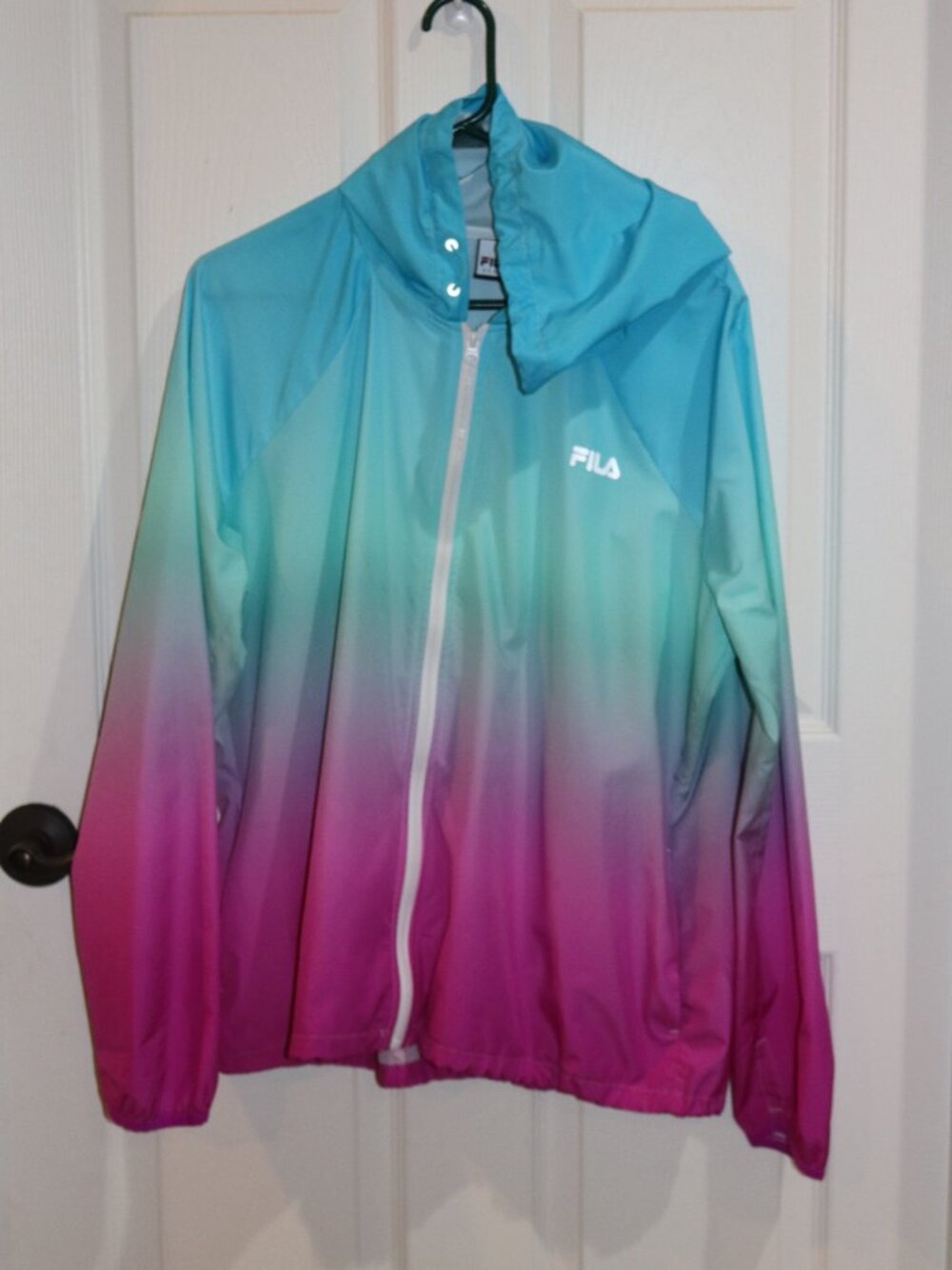 Women's blue, white and purple ombre hooded windbreaker. New. XL.